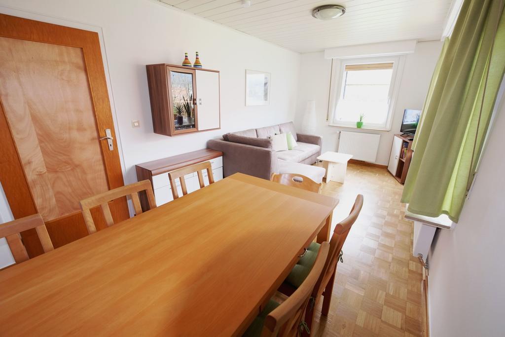 Wolfsbau Ferienwohnung ランゲスハイム エクステリア 写真